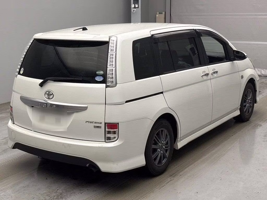 TOYOTA ISIS