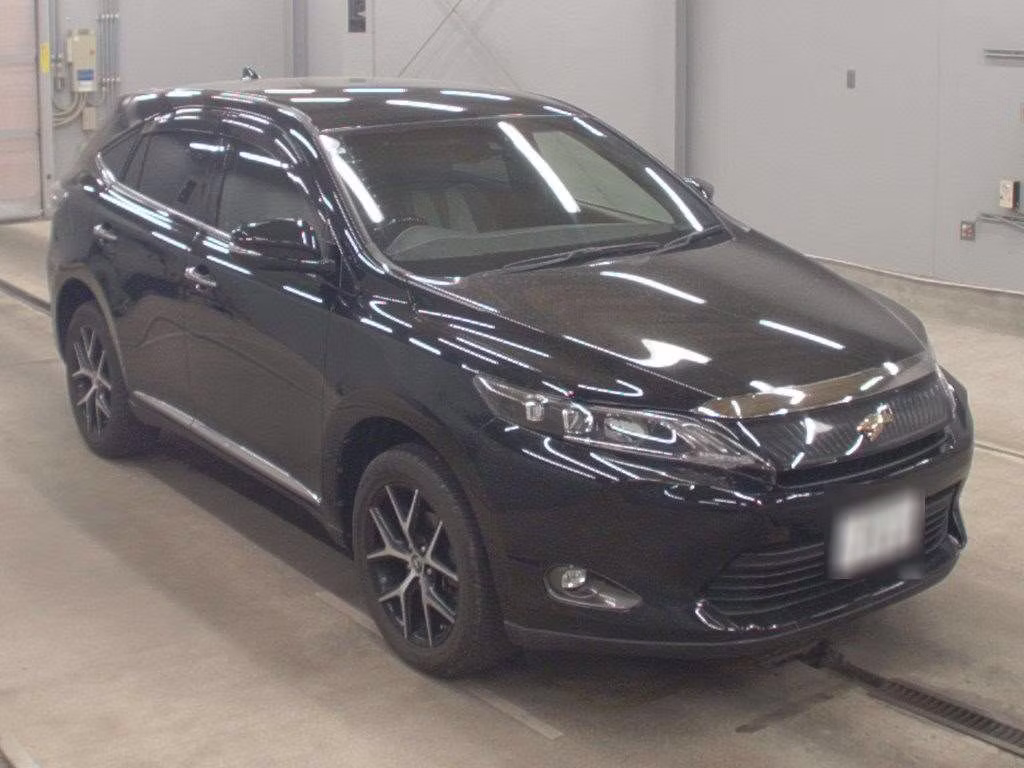 TOYOTA HARRIER