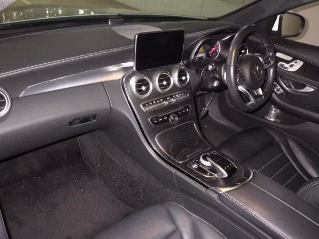 MERCEDES-BENZ C-CLASS