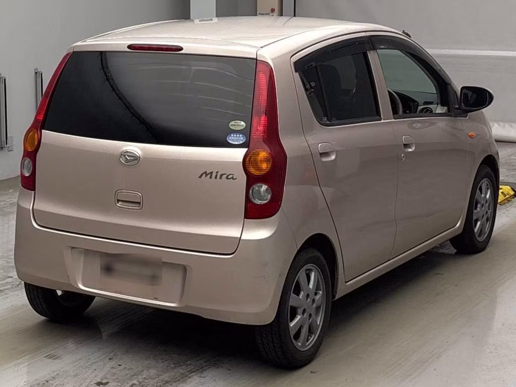 DAIHATSU MIRA