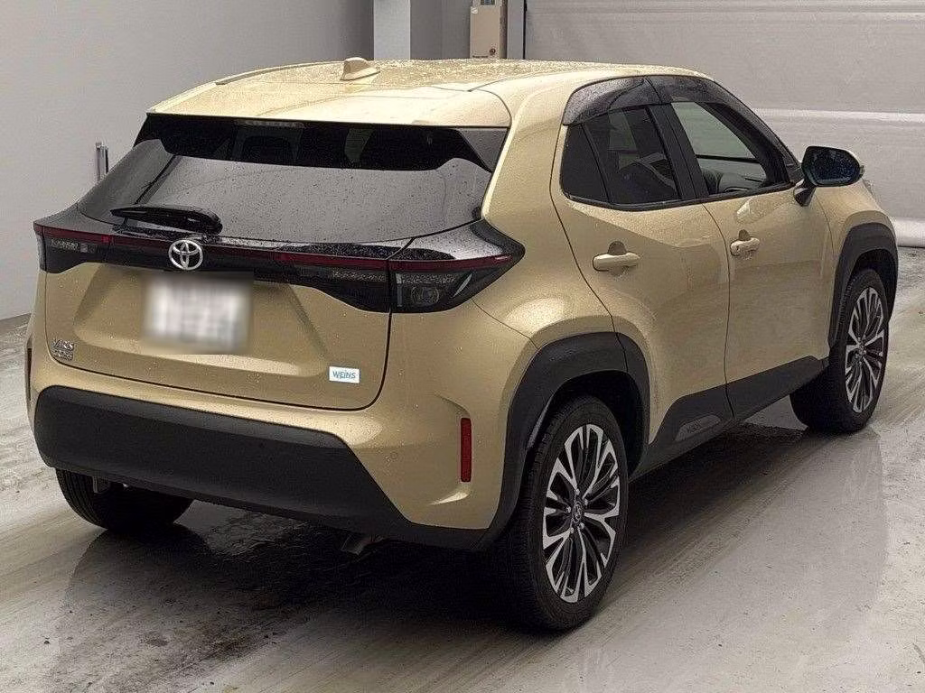 TOYOTA YARIS CROSS