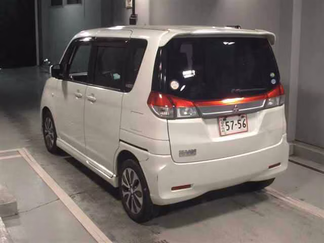 MITSUBISHI DELICA D:2
