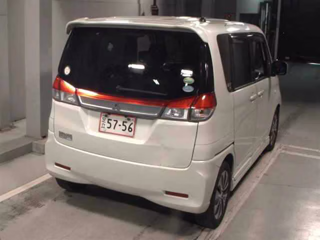 MITSUBISHI DELICA D:2
