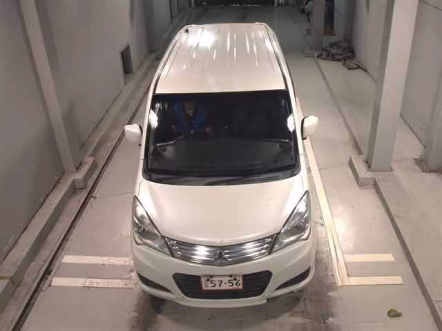 MITSUBISHI DELICA D:2