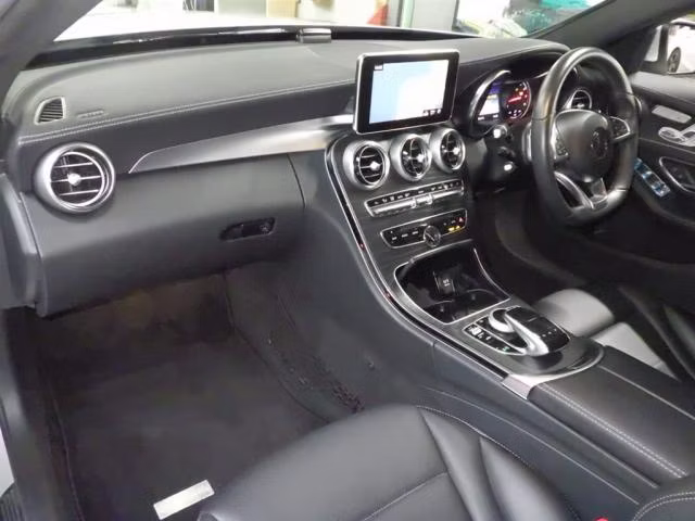MERCEDES-BENZ C-CLASS