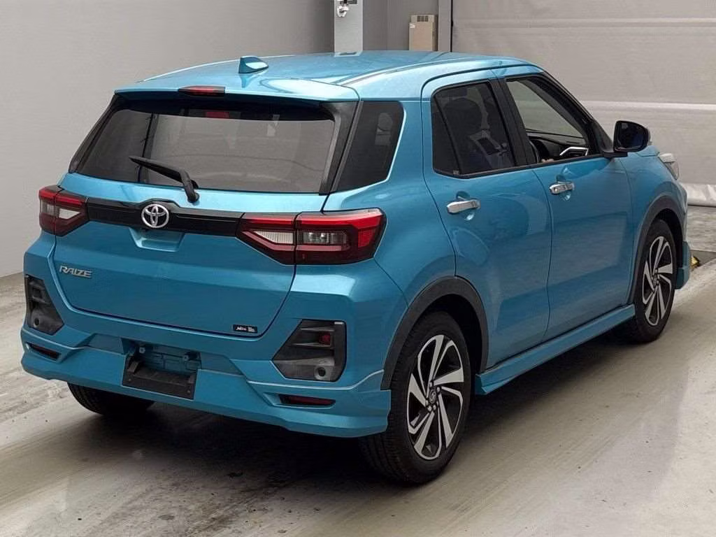 TOYOTA RAIZE