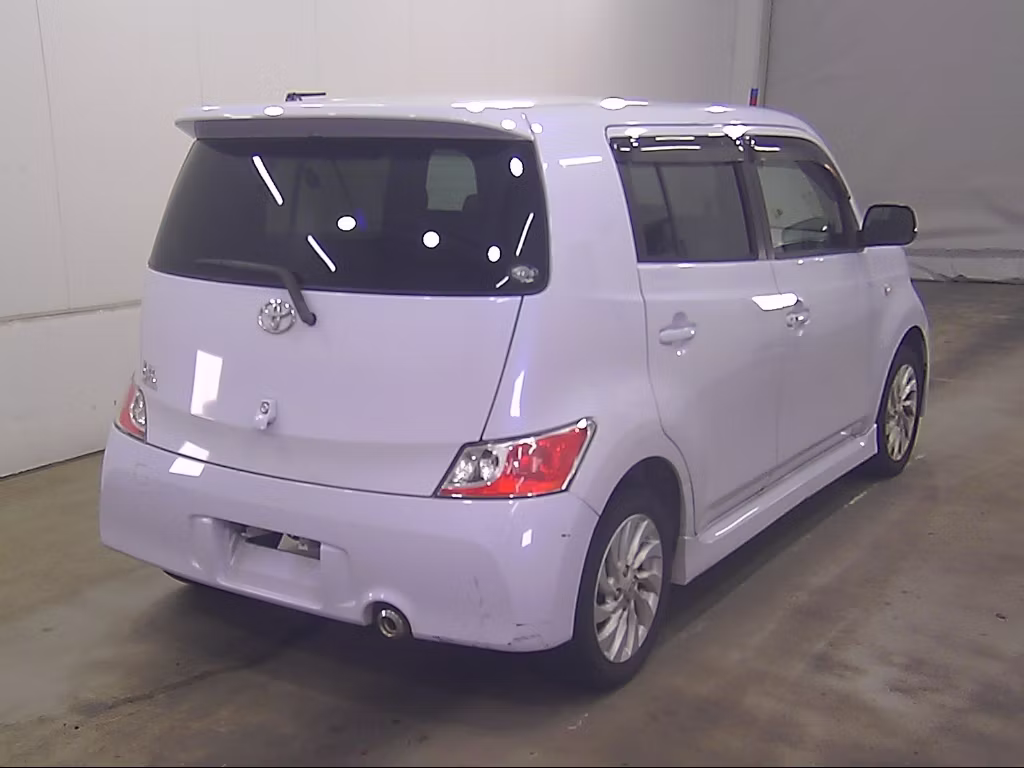 TOYOTA BB