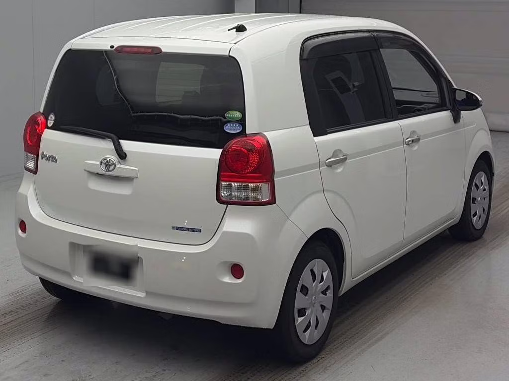 TOYOTA PORTE