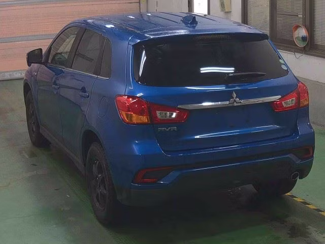 MITSUBISHI RVR