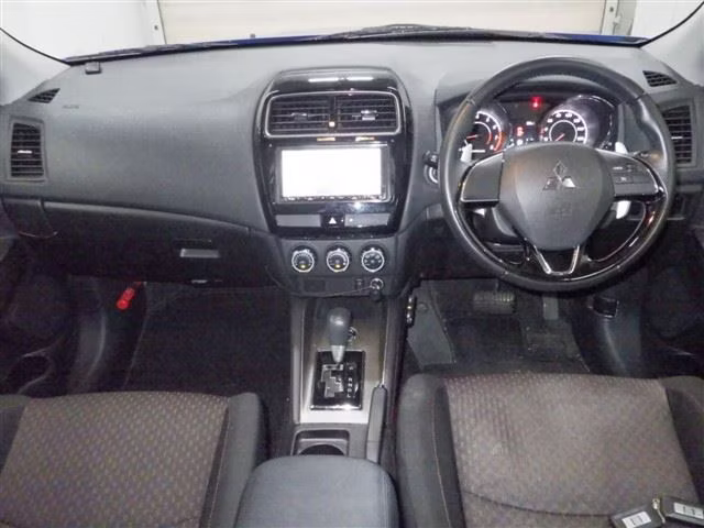MITSUBISHI RVR