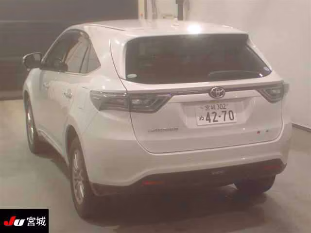 TOYOTA HARRIER
