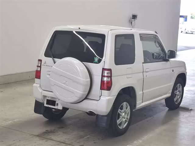MITSUBISHI PAJERO MINI
