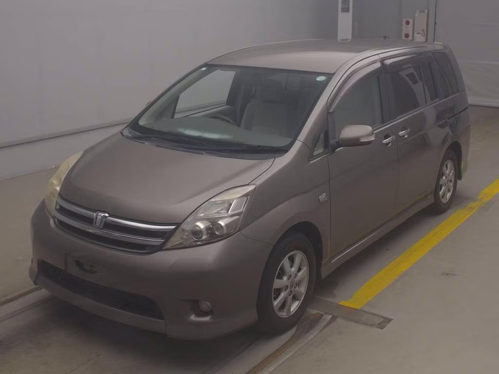 TOYOTA ISIS