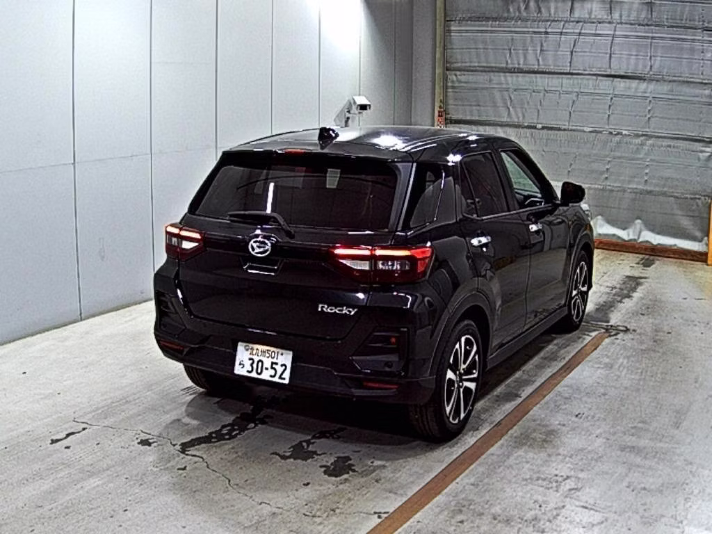 DAIHATSU ROCKY