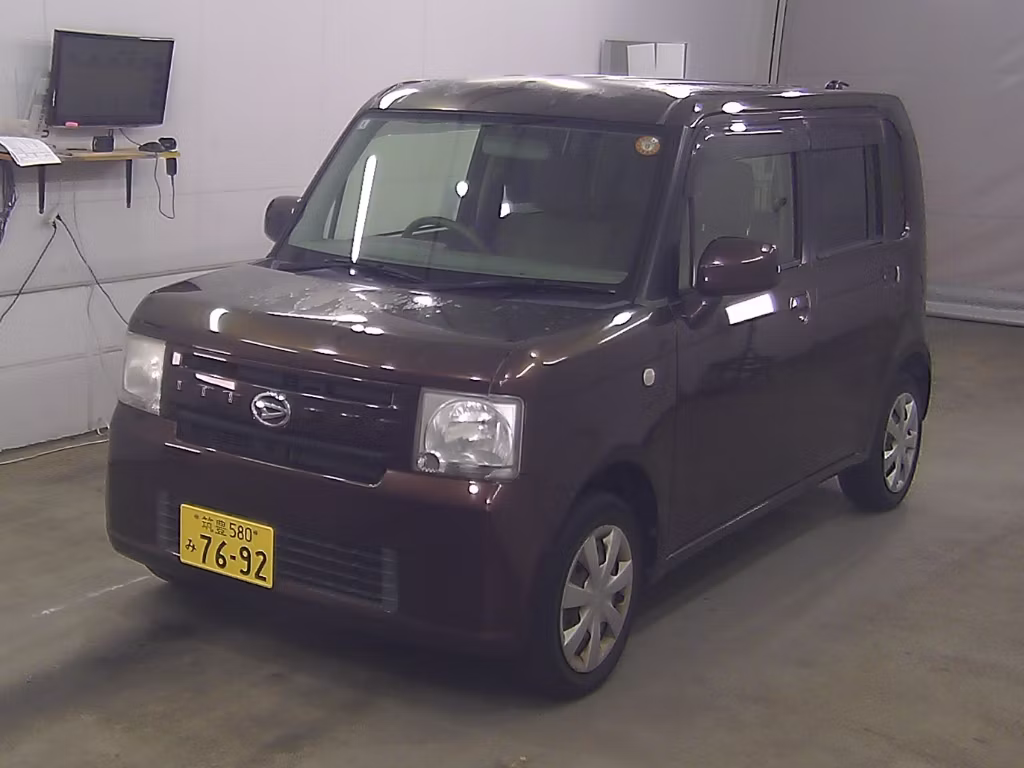 DAIHATSU MOVE CONTE