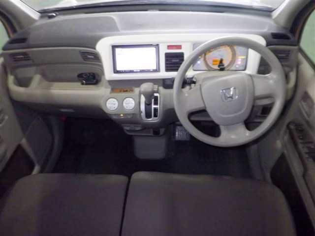 HONDA LIFE