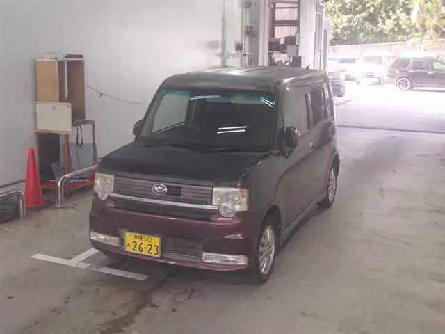 DAIHATSU MOVE CONTE