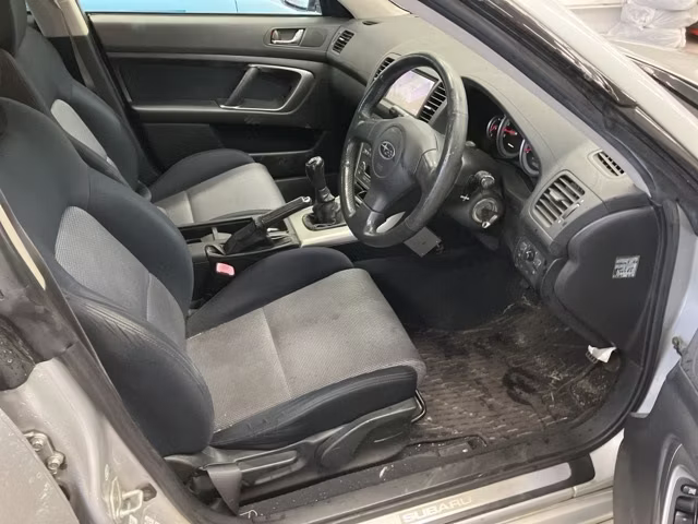SUBARU LEGACY