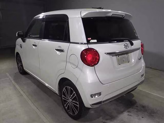 DAIHATSU CAST