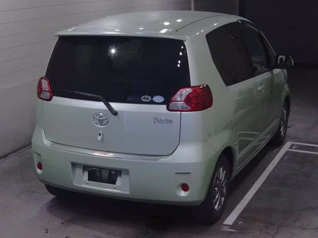 TOYOTA PORTE
