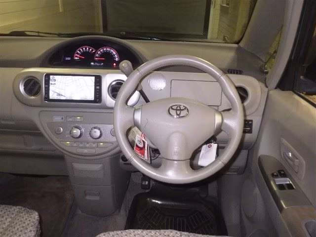 TOYOTA PORTE