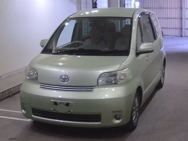 TOYOTA PORTE