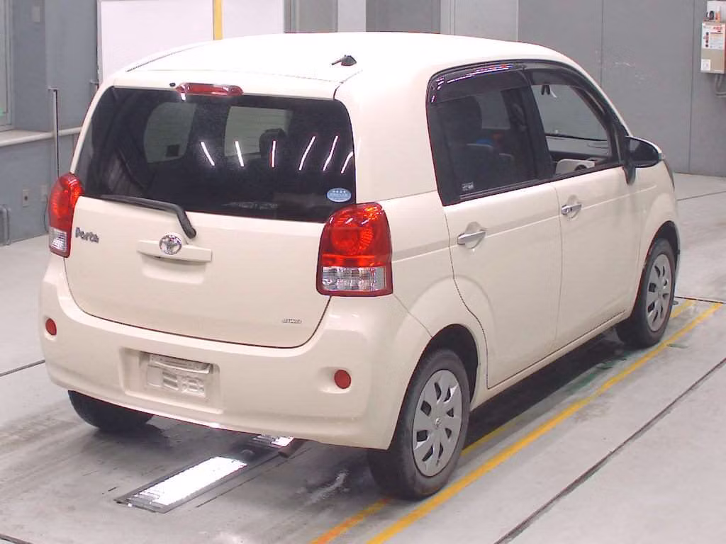 TOYOTA PORTE