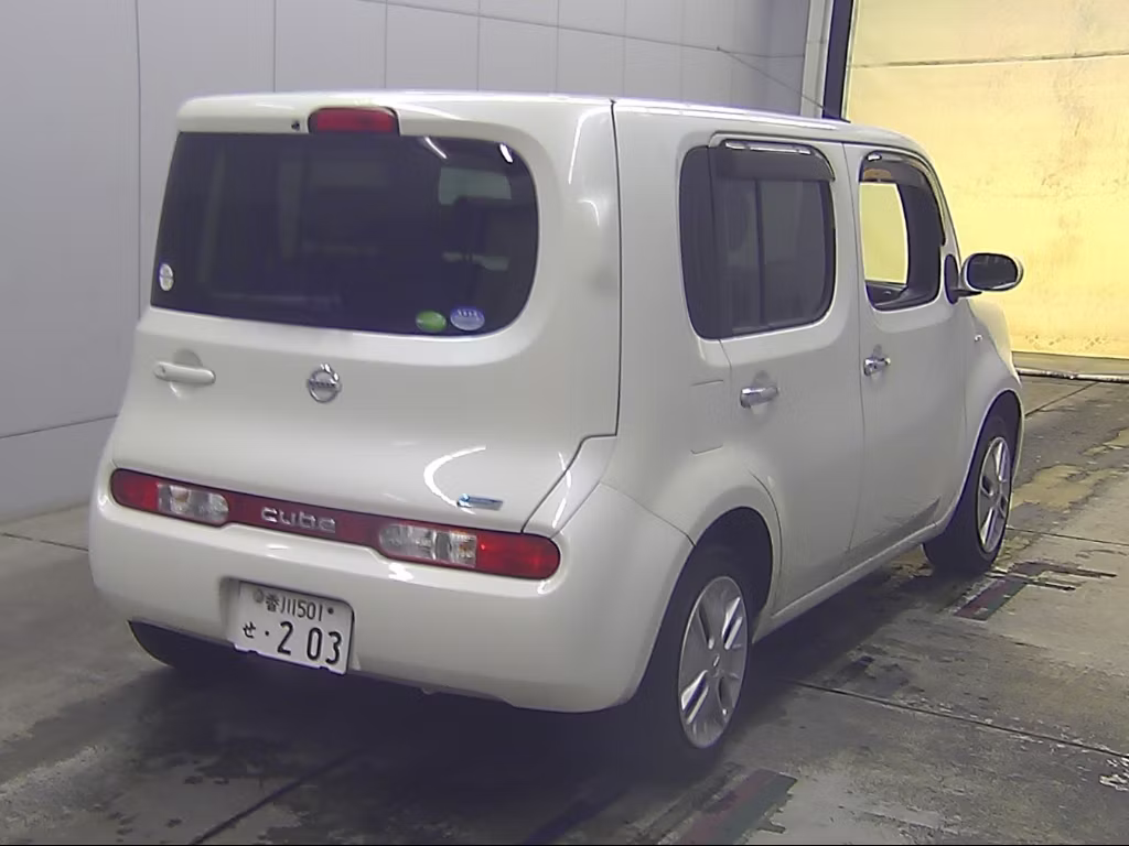 NISSAN CUBE