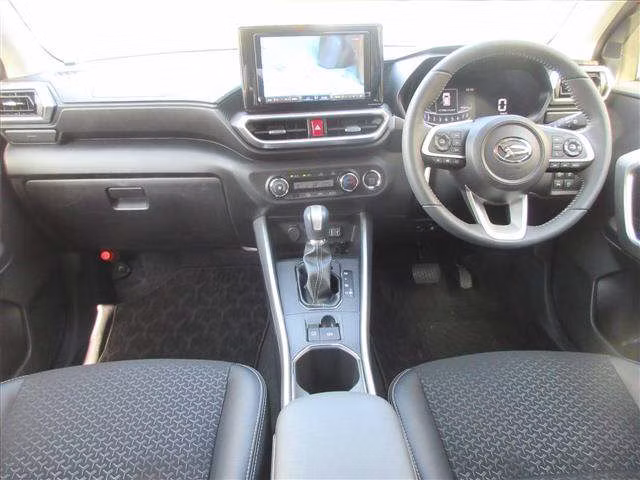 DAIHATSU ROCKY