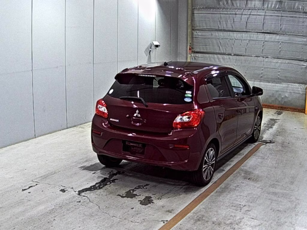 MITSUBISHI MIRAGE
