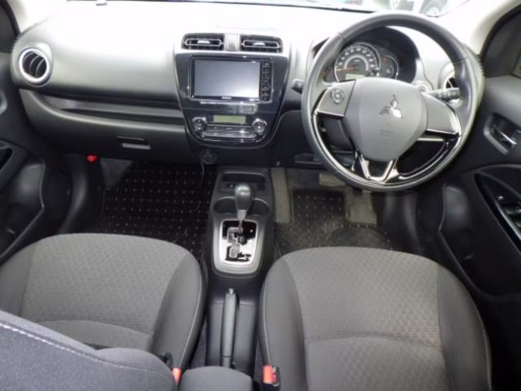 MITSUBISHI MIRAGE