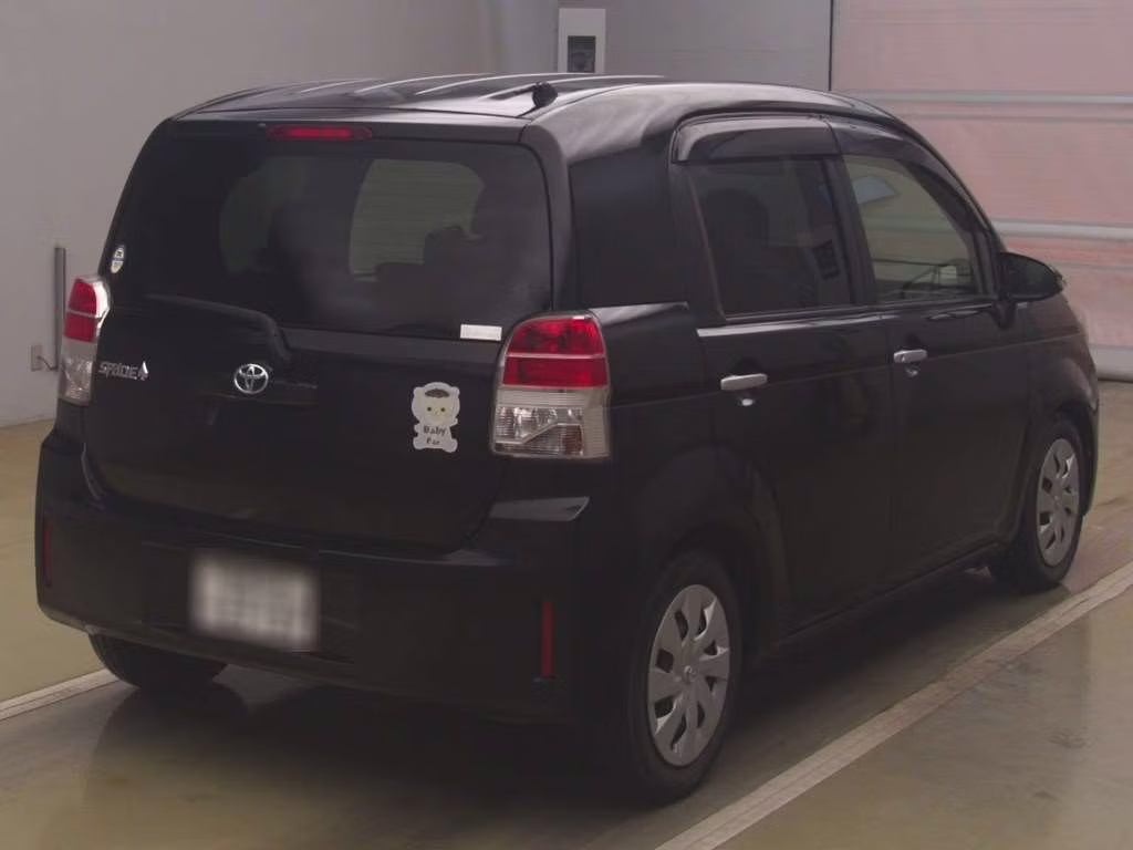 TOYOTA SPADE