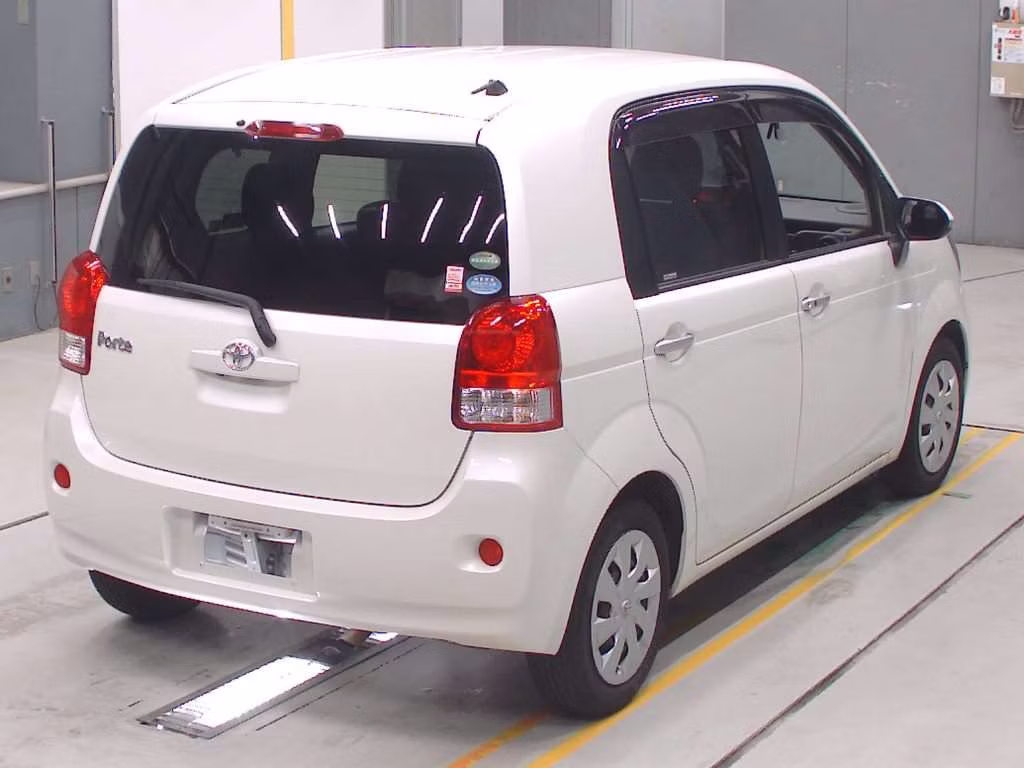 TOYOTA PORTE