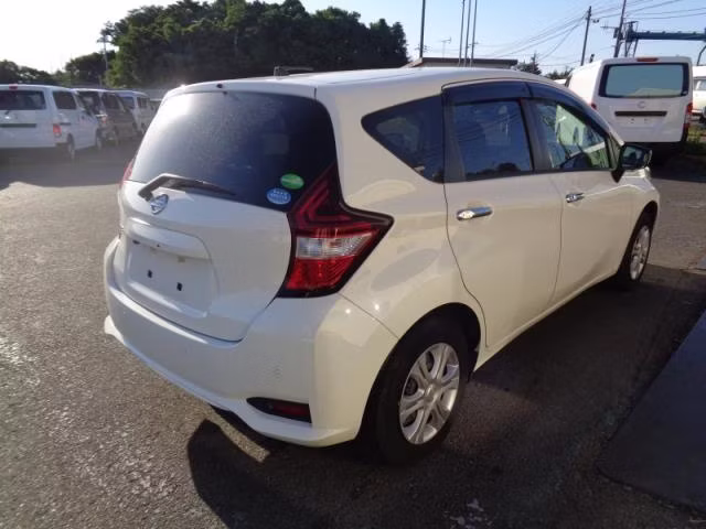 NISSAN NOTE