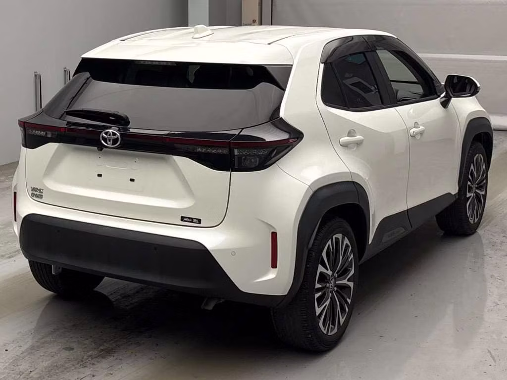 TOYOTA YARIS CROSS