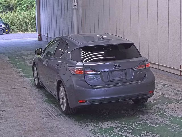 LEXUS CT200H