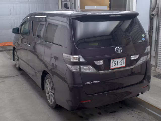 TOYOTA VELLFIRE