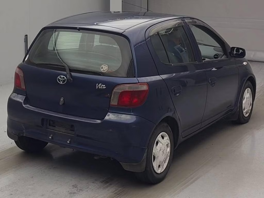 TOYOTA VITZ