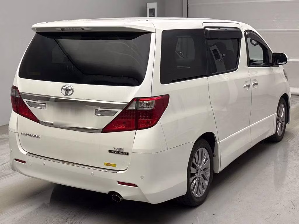 TOYOTA ALPHARD