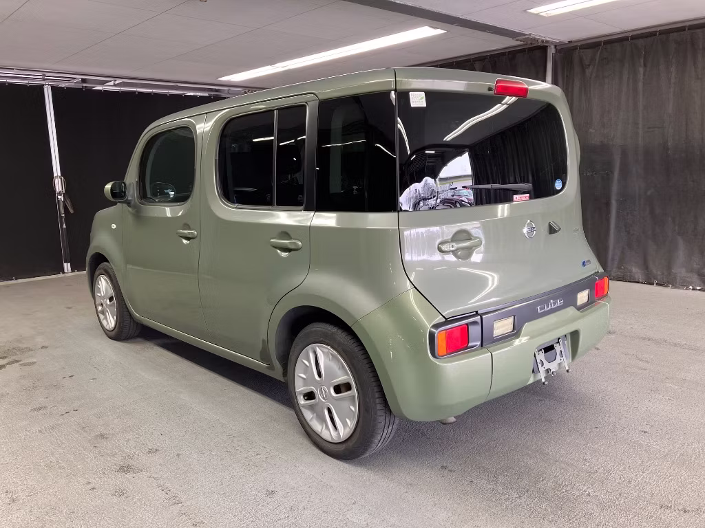 NISSAN CUBE