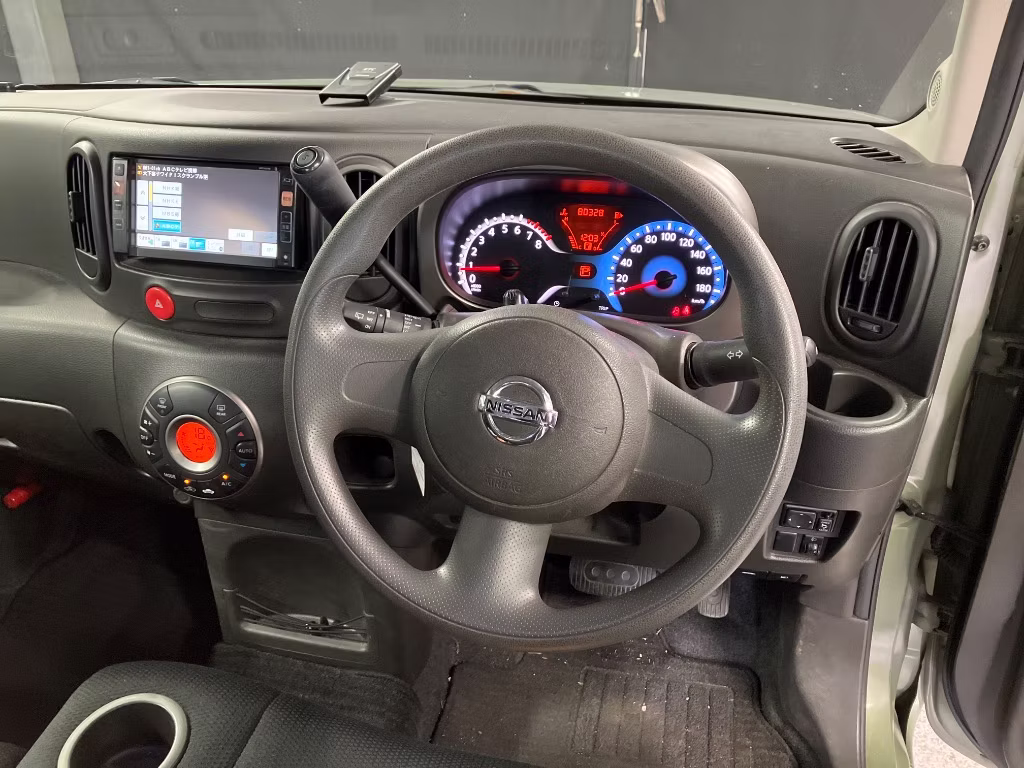 NISSAN CUBE