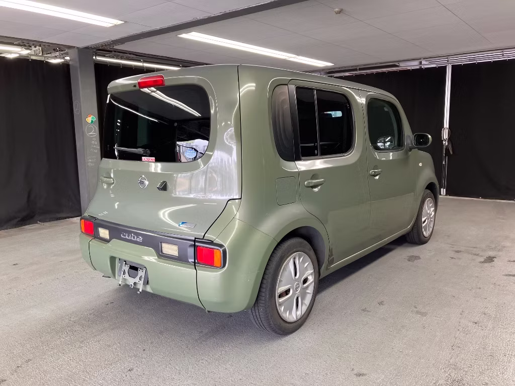 NISSAN CUBE