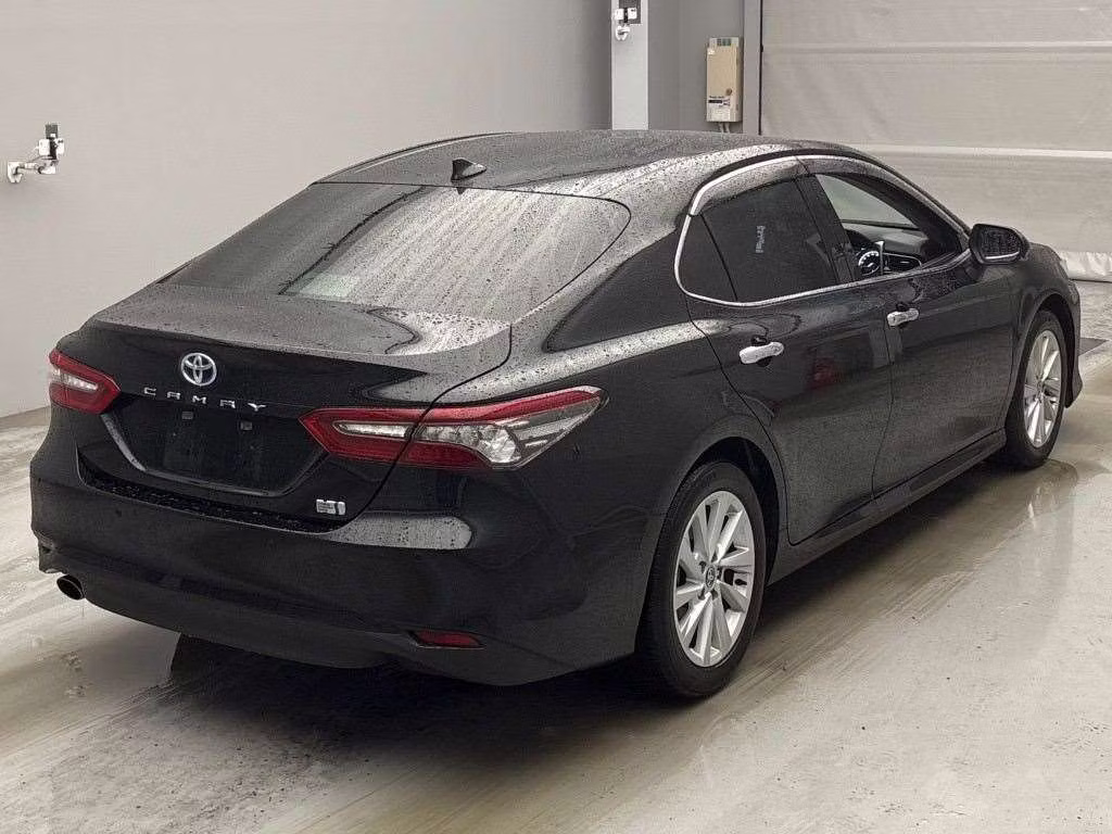 TOYOTA CAMRY