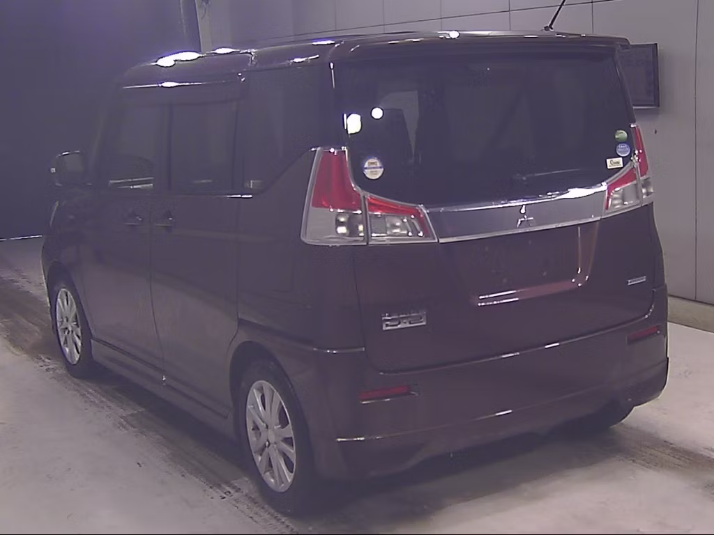 MITSUBISHI DELICA D:2