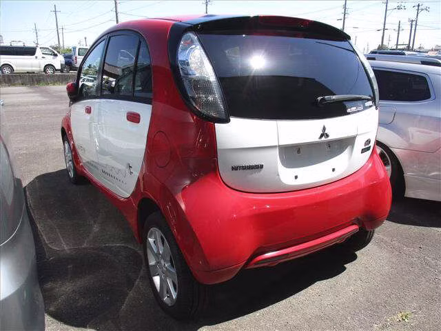 MITSUBISHI I-MIEV