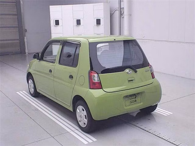 DAIHATSU ESSE