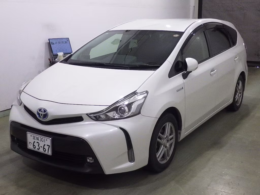 TOYOTA PRIUS ALPHA