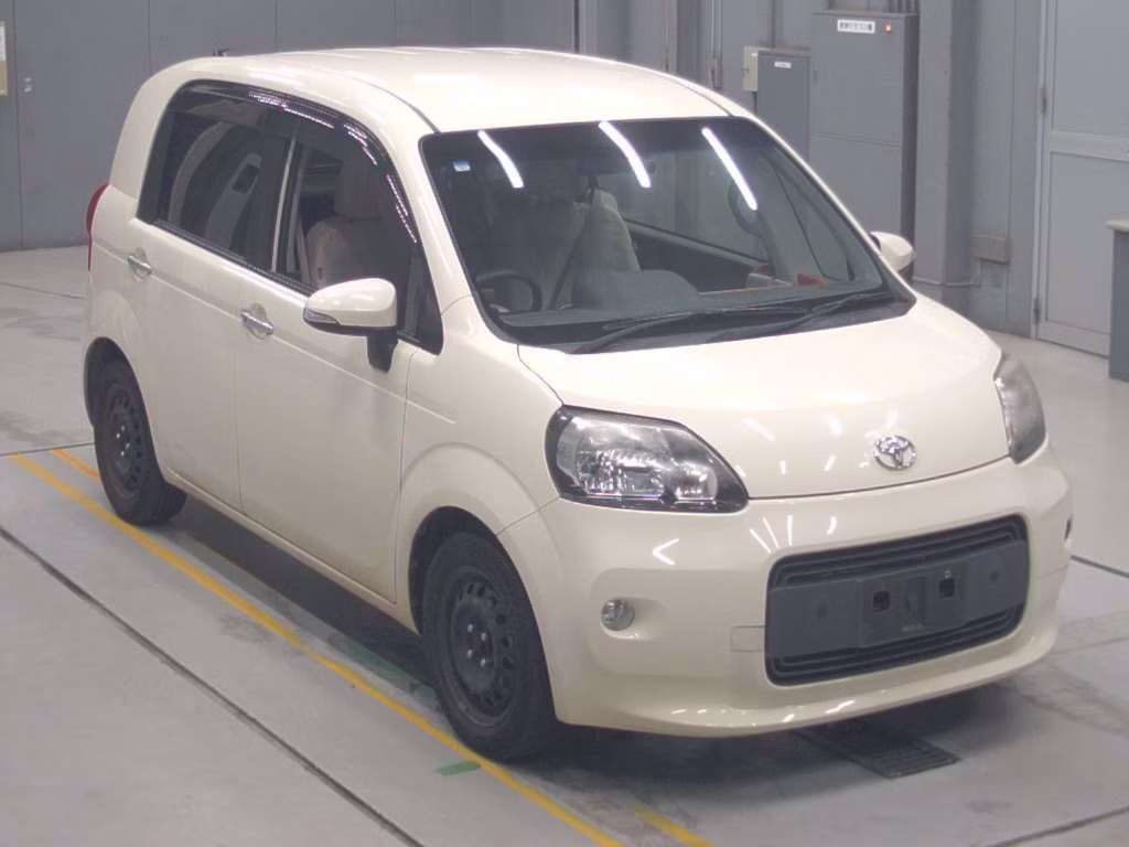 TOYOTA PORTE