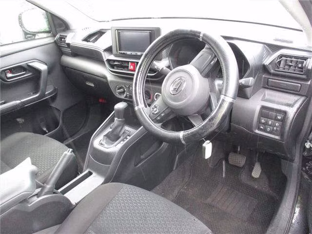 DAIHATSU ROCKY