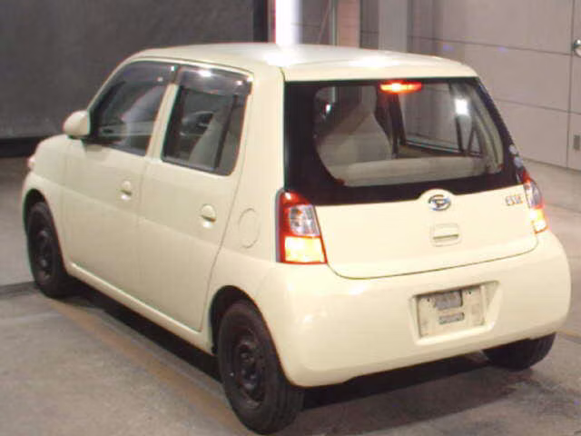 DAIHATSU ESSE